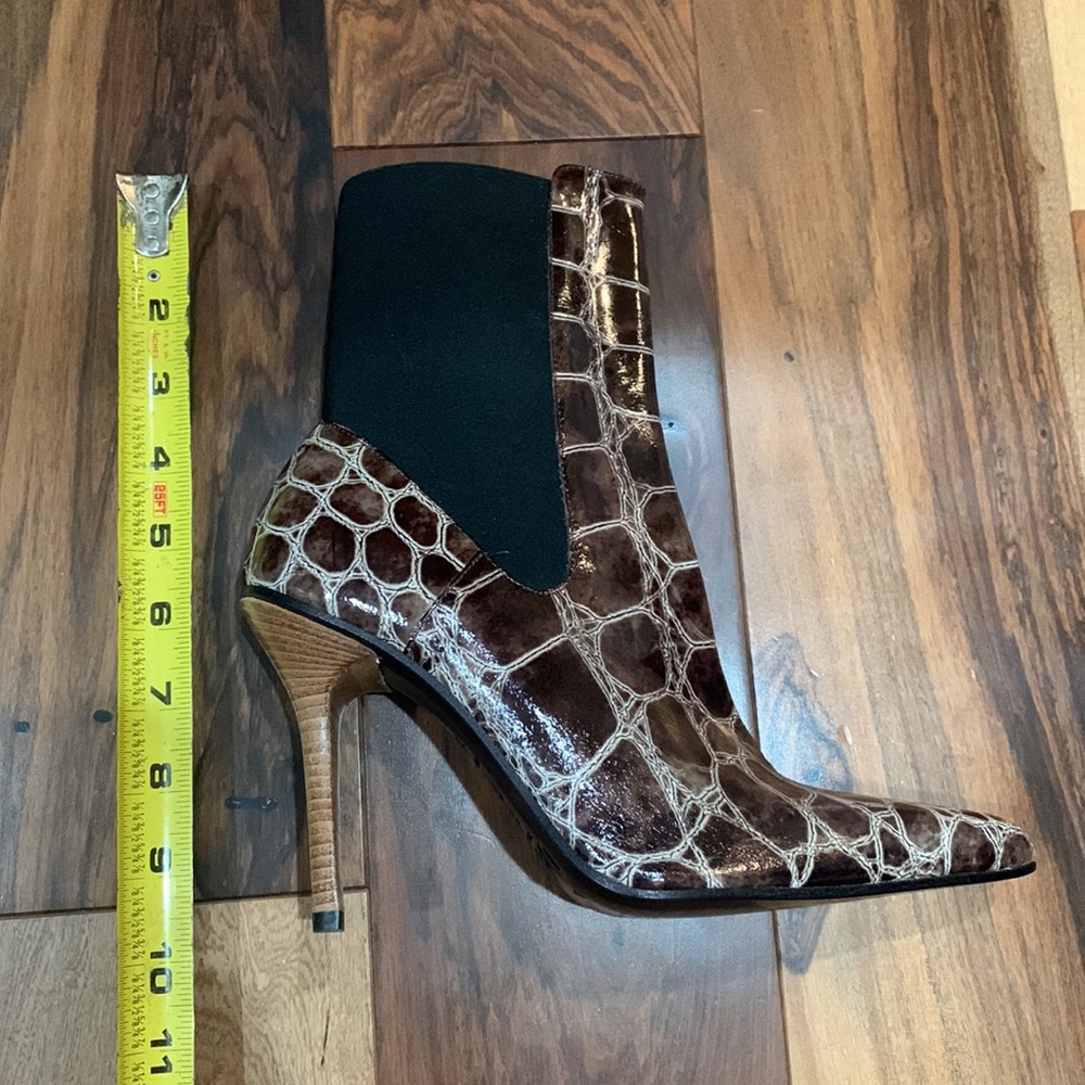 D&G Dolce and Gabbana ankle boot - NWOT - Picture 5 of 11